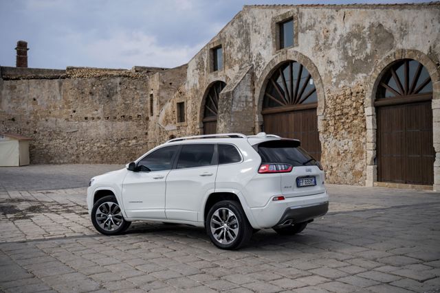 Jeep Cherokee foto 84