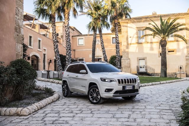 Jeep Cherokee foto 88