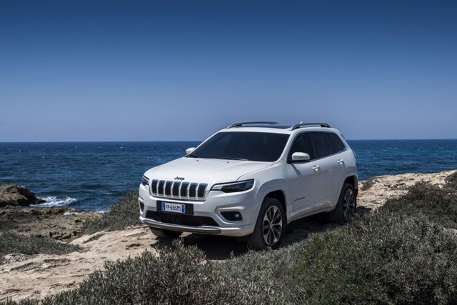 Jeep Cherokee foto 110