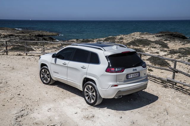 Jeep Cherokee foto 111