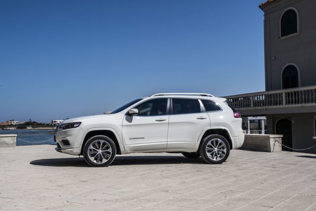 Jeep Cherokee foto 113