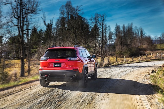 Jeep Cherokee foto 7