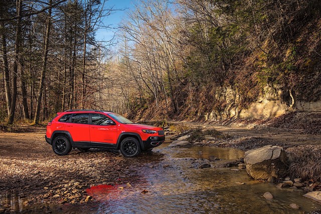 Jeep Cherokee foto 19