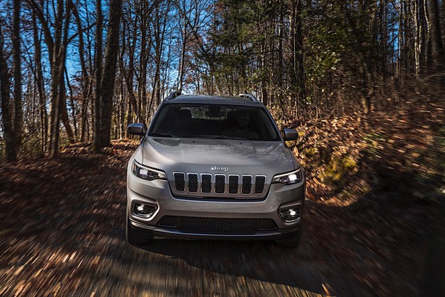 Jeep Cherokee foto 21