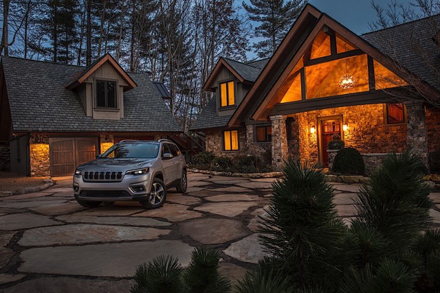 Jeep Cherokee foto 22