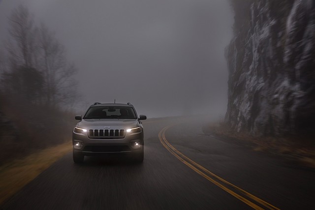 Jeep Cherokee foto 34