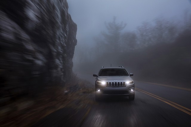 Jeep Cherokee foto 35