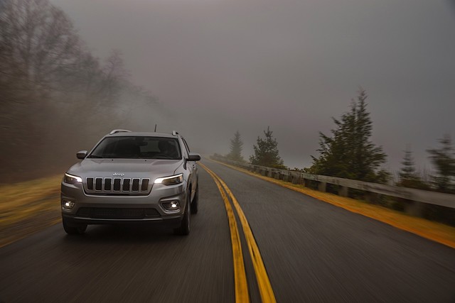 Jeep Cherokee foto 36