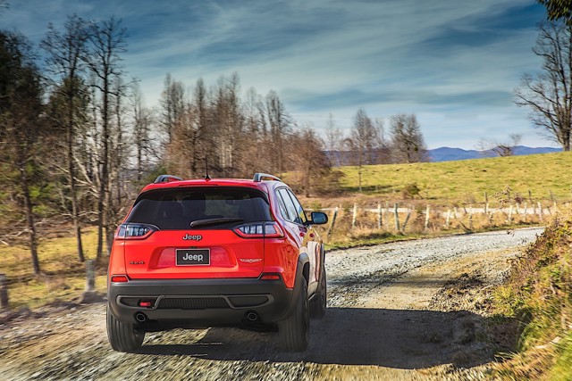 Jeep Cherokee foto 43