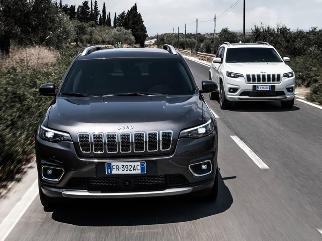 Jeep Cherokee foto 51