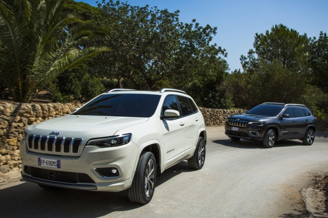Jeep Cherokee foto 57