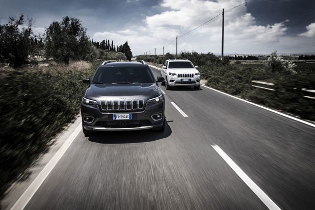 Jeep Cherokee foto 69