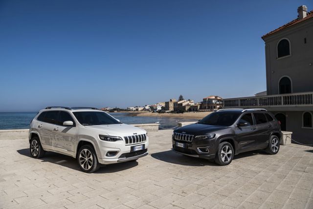Jeep Cherokee foto 72