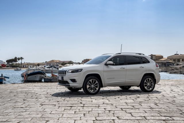 Jeep Cherokee foto 80