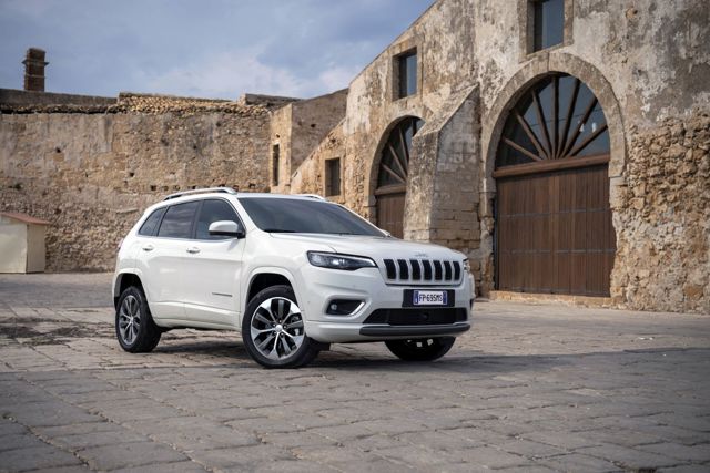 Jeep Cherokee foto 83