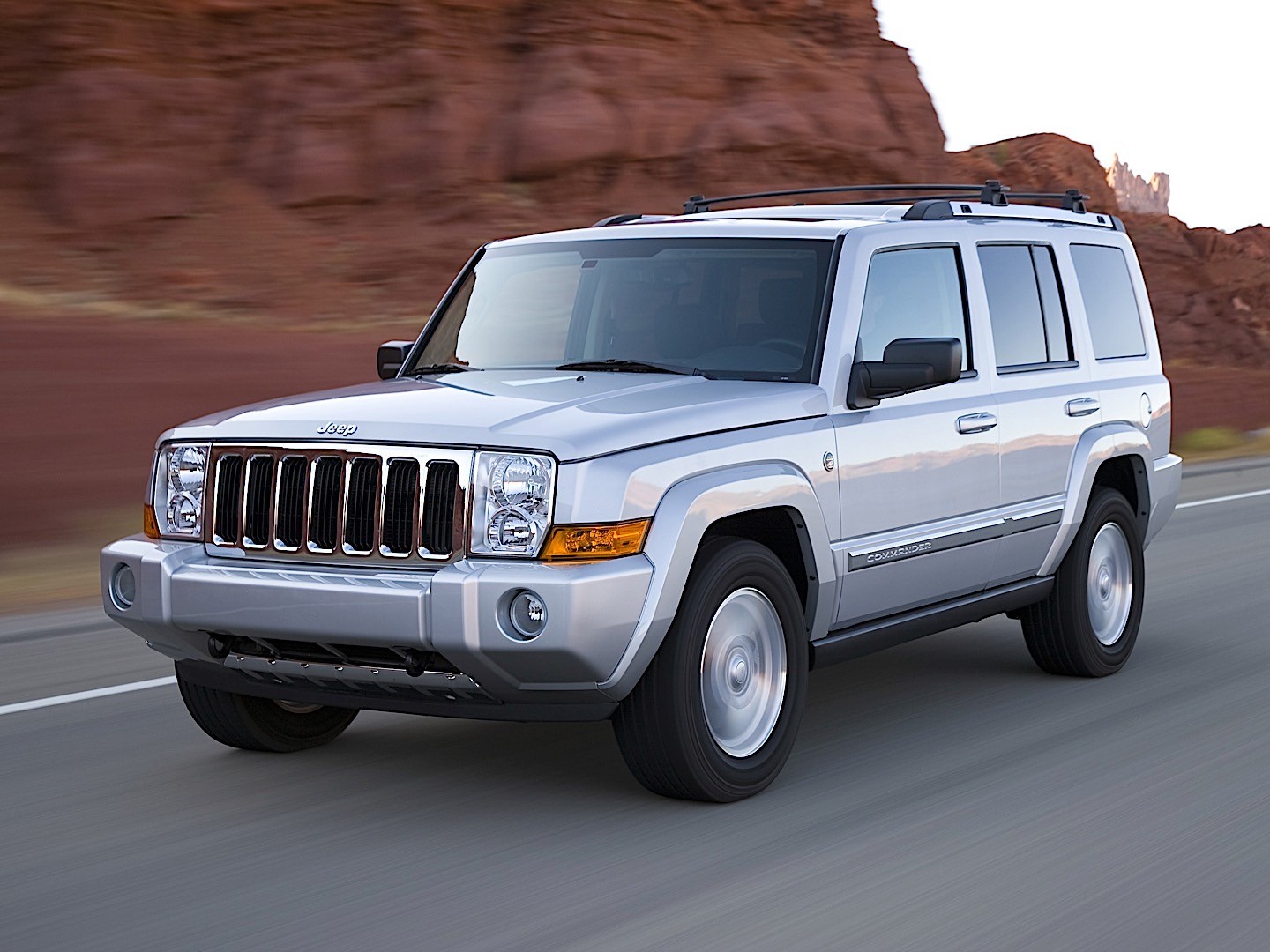 Jeep Commander photo 7