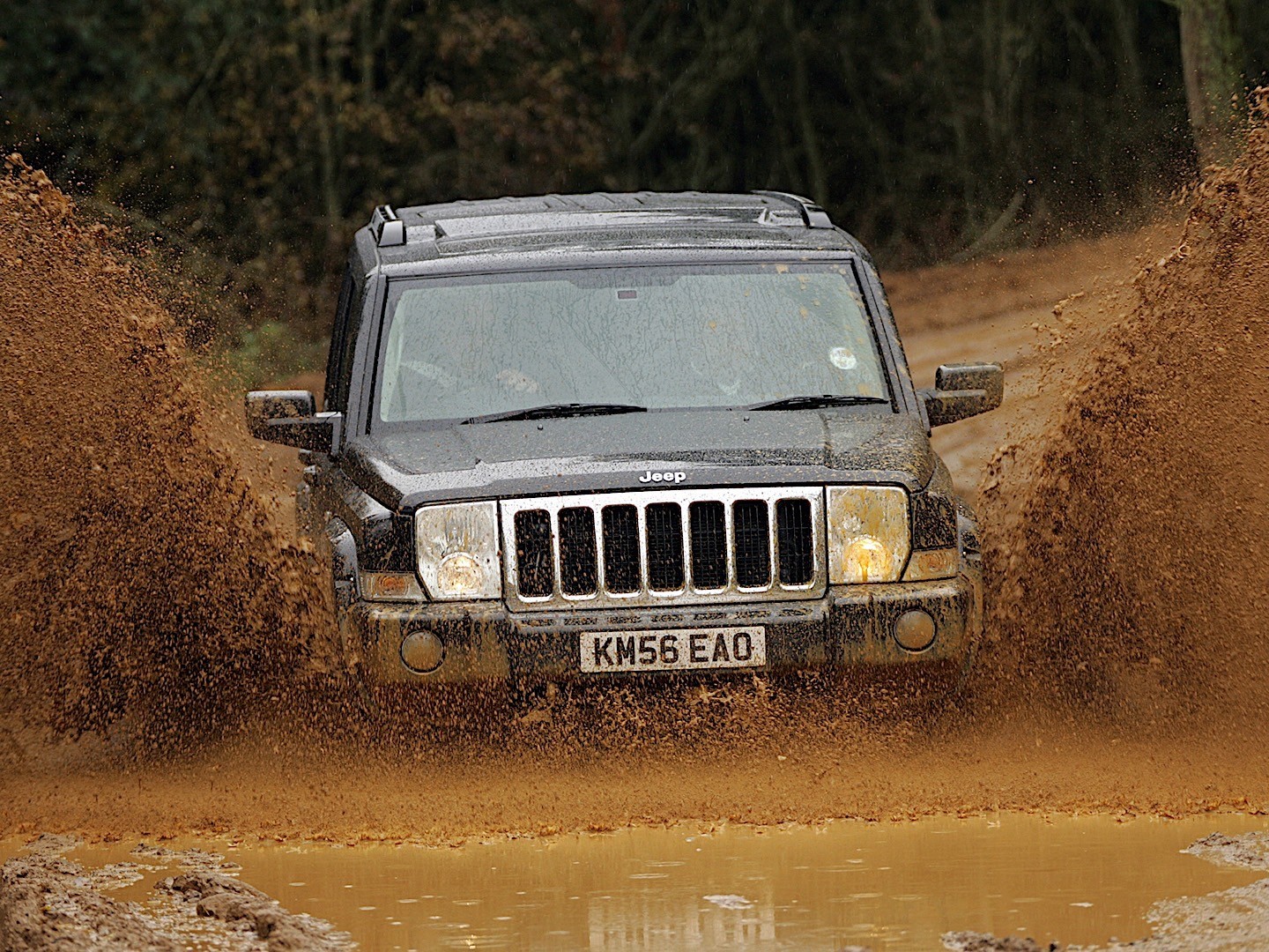 Jeep Commander photo 17