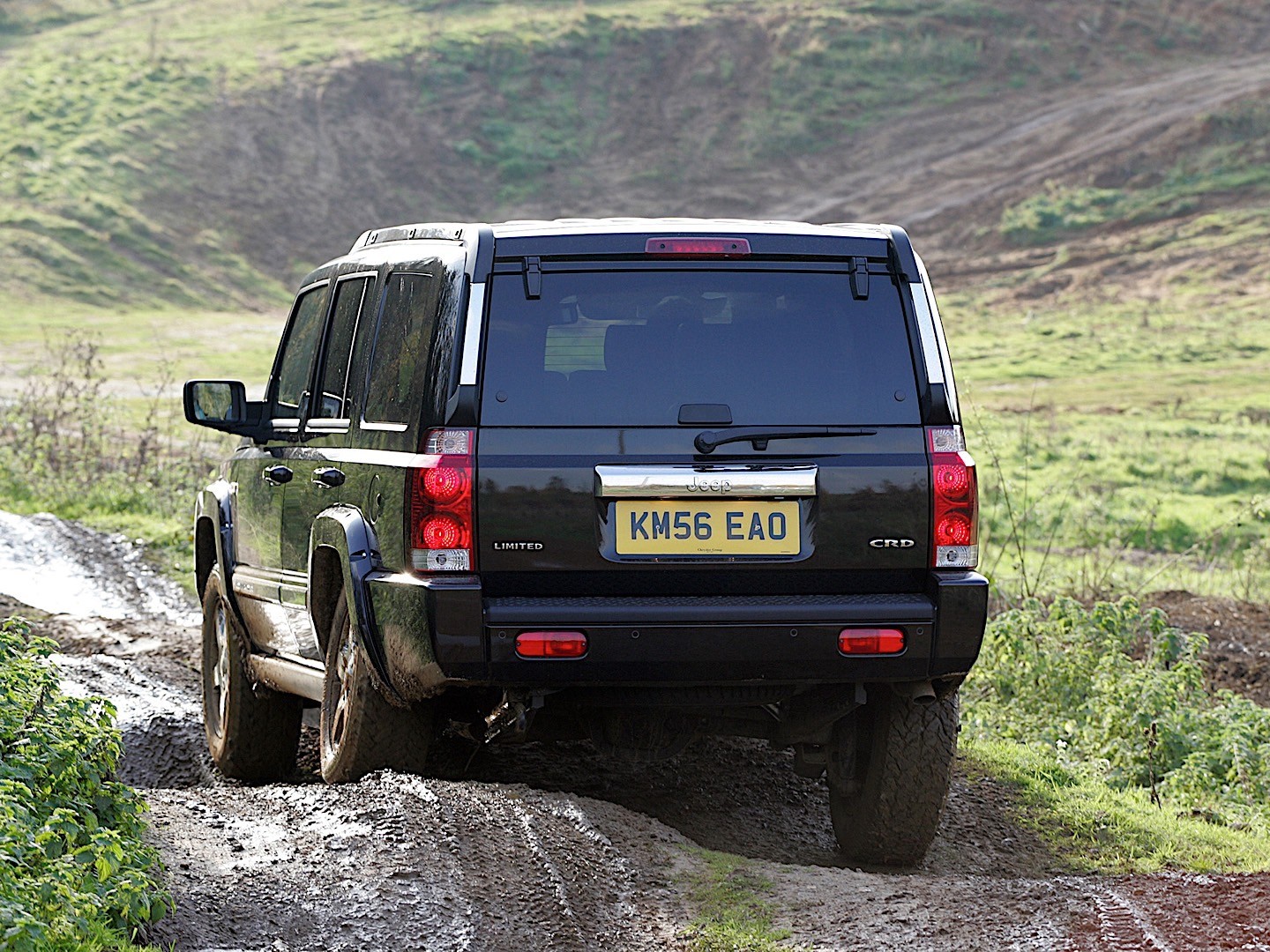 Jeep Commander photo 18