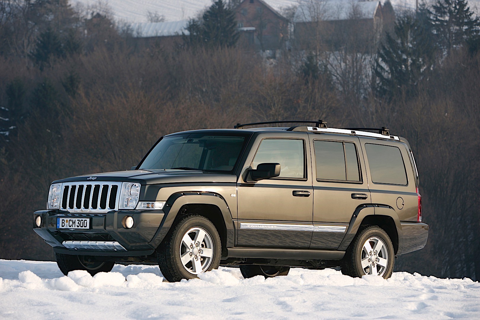 Jeep Commander photo 32