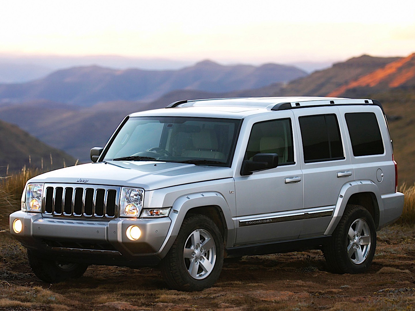 Jeep Commander photo 41
