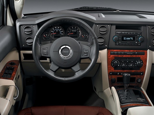 Jeep Commander photo 46