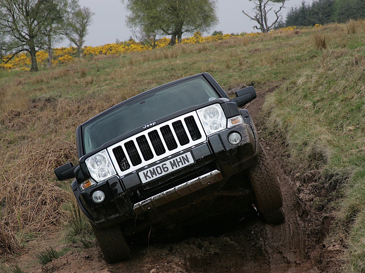 Jeep Commander photo 5