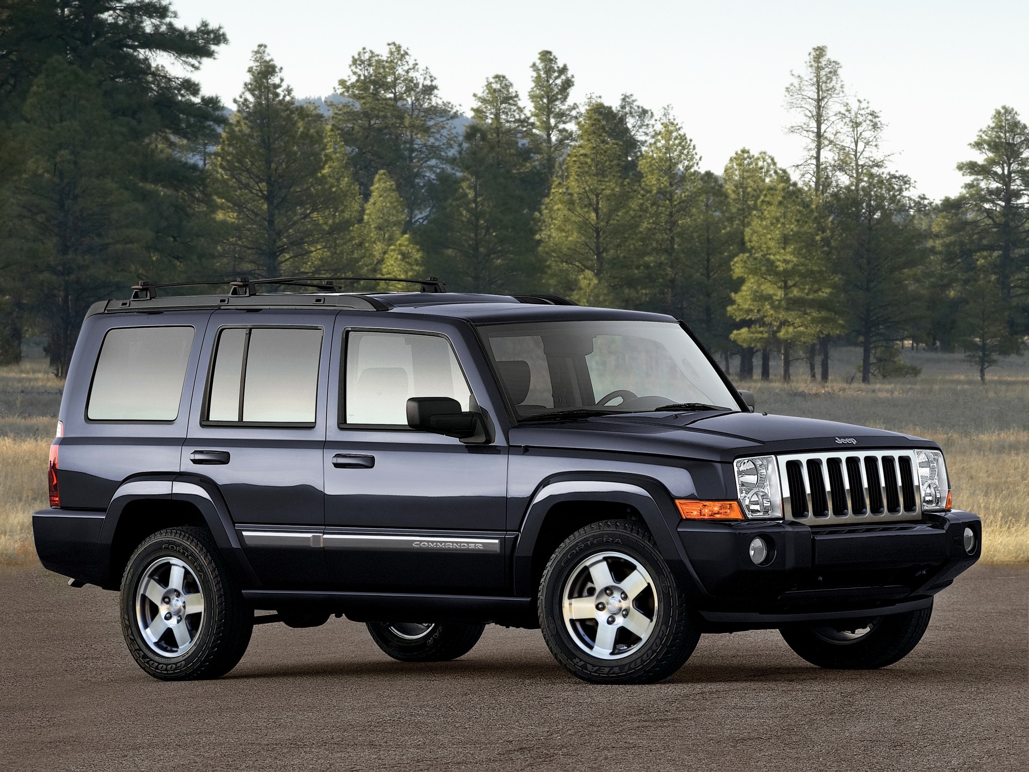 Jeep Commander photo 8