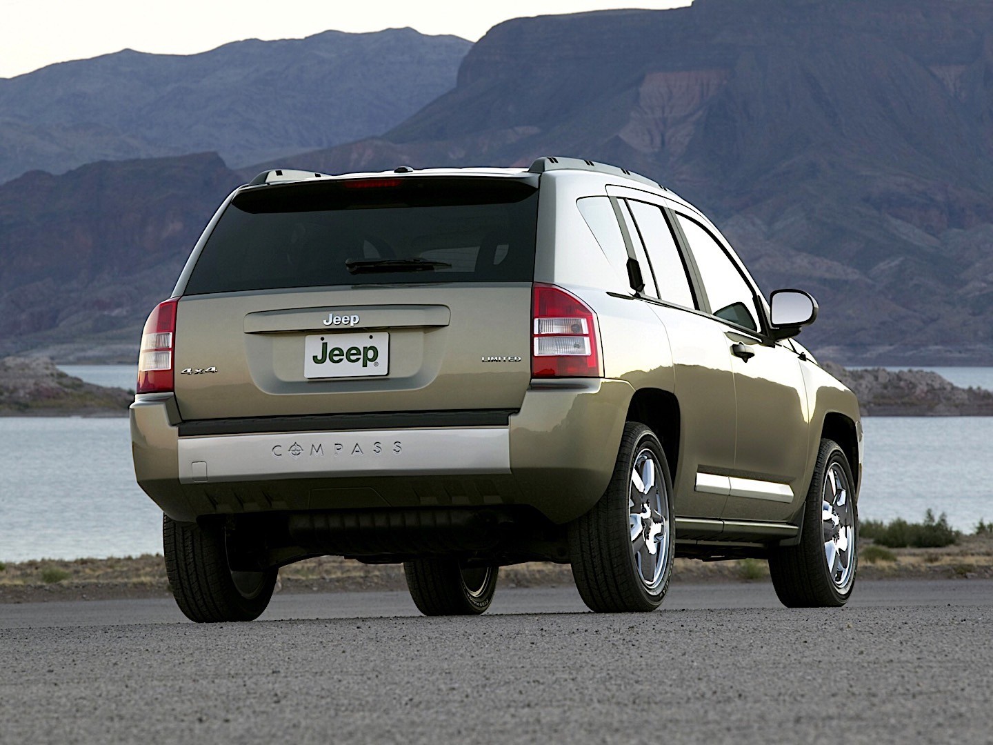 Jeep Compass photo 9