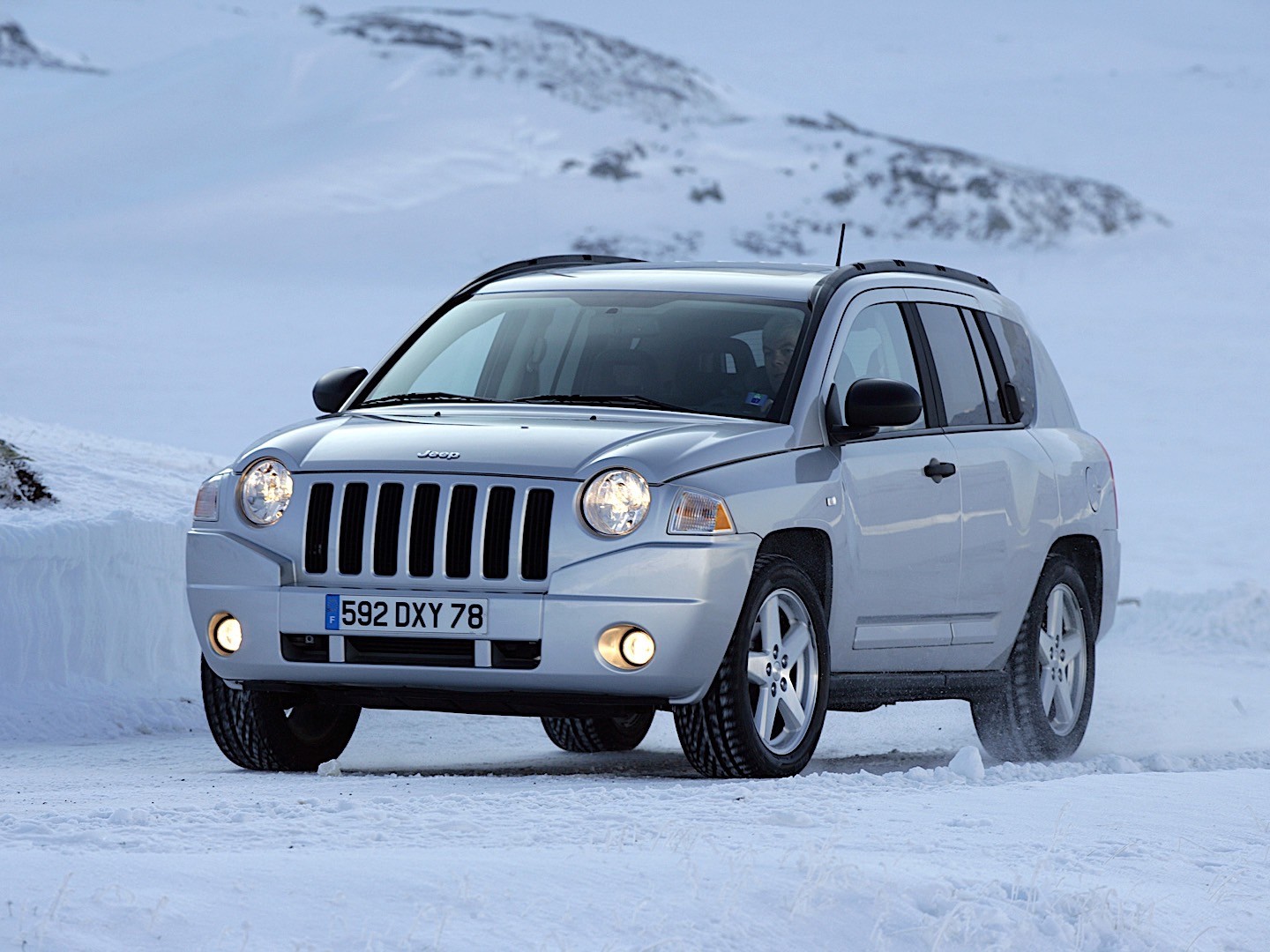 Jeep Compass photo 13