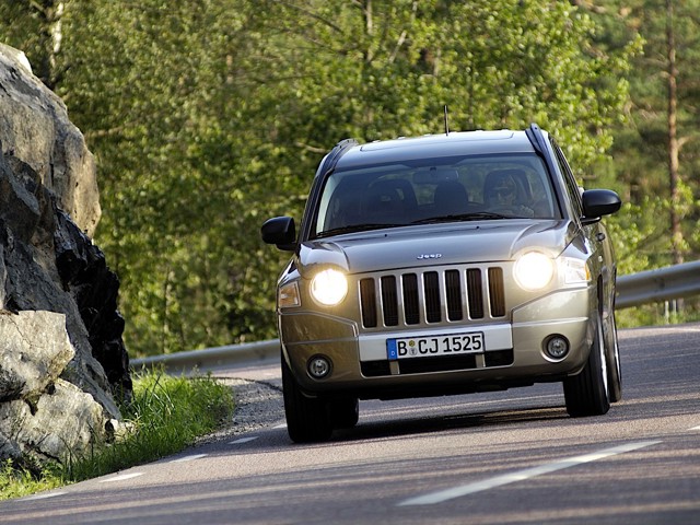 Jeep Compass photo 17