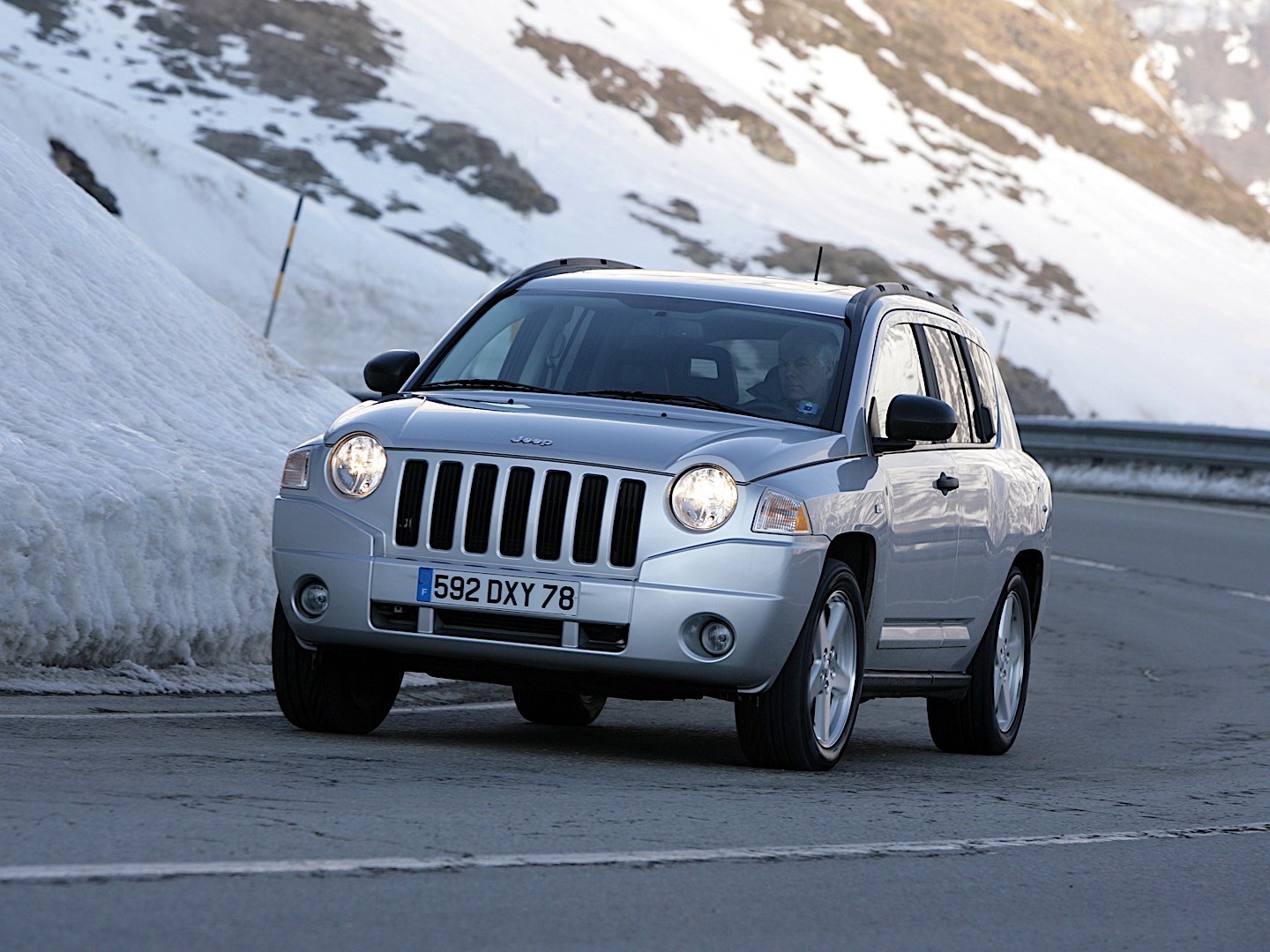 Jeep Compass photo 31