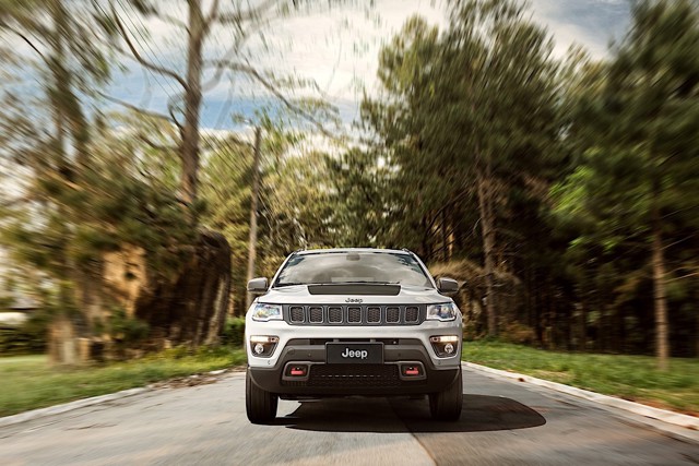 Jeep Compass photo 4