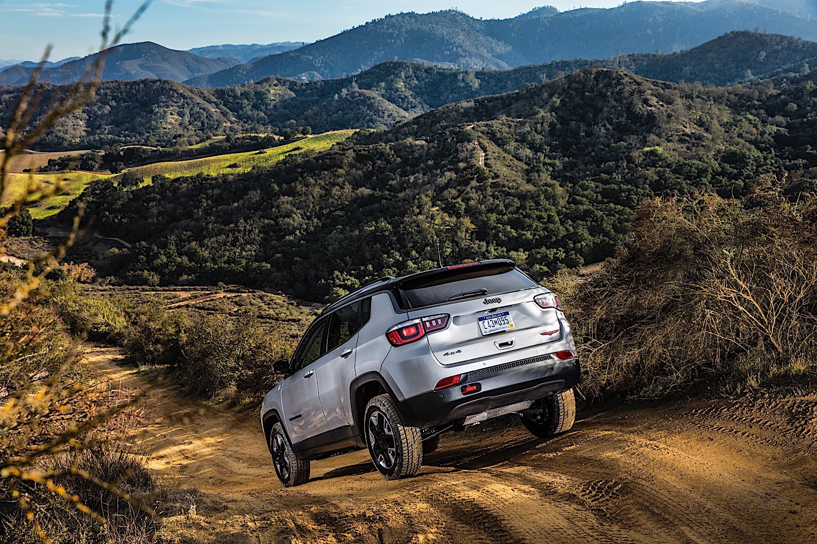 Jeep Compass photo 18