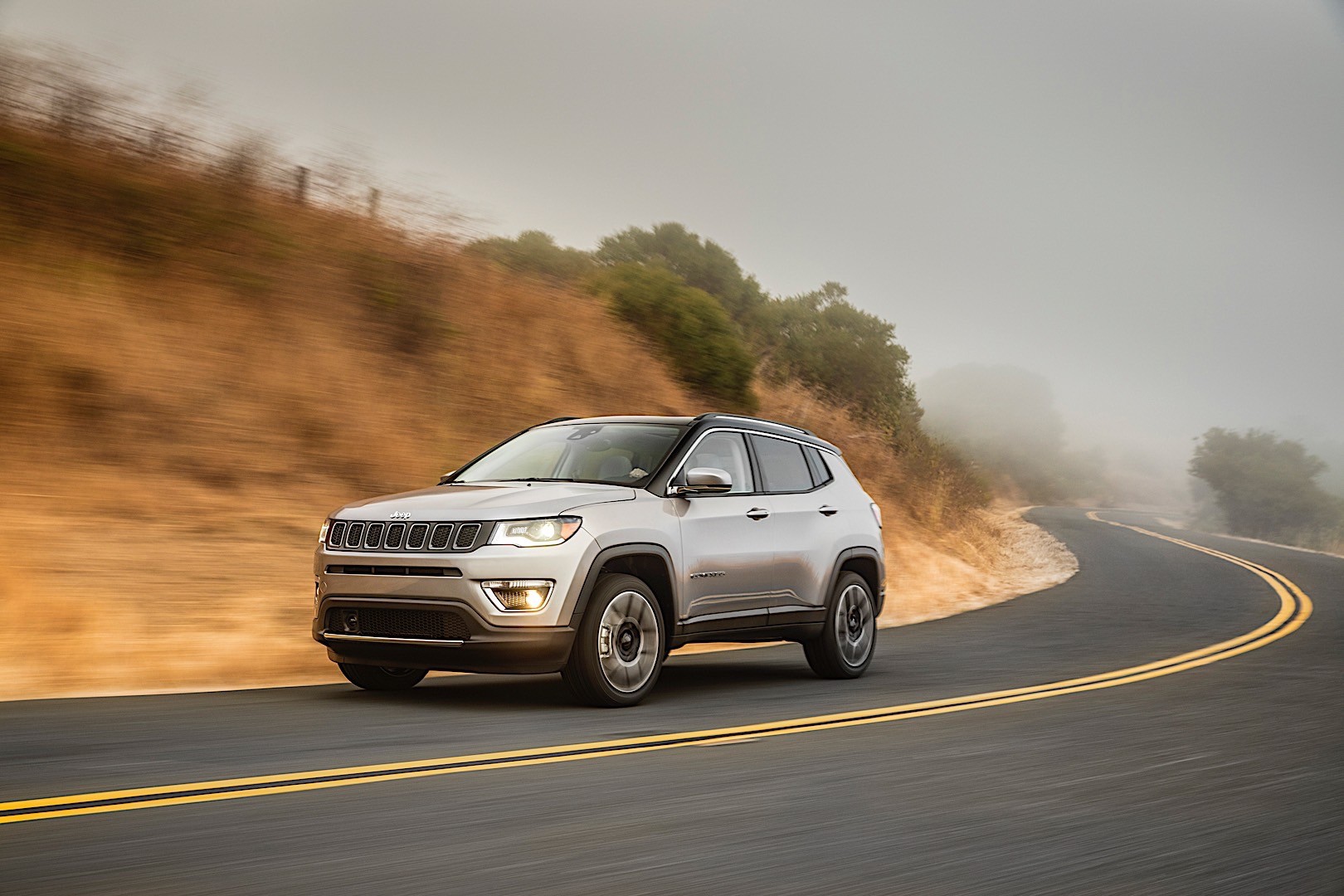 Jeep Compass photo 27