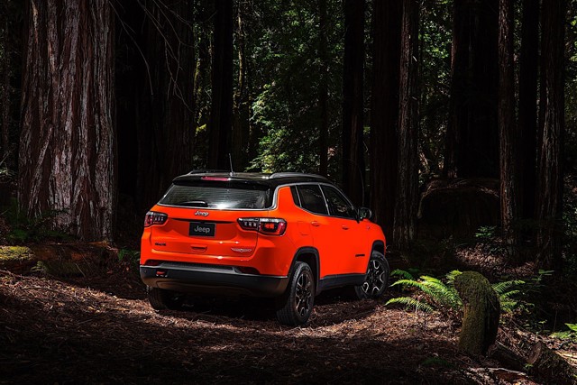 Jeep Compass photo 36