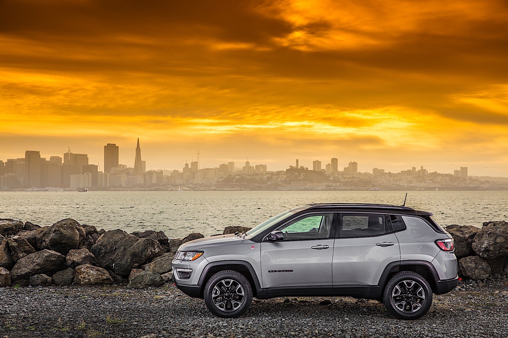 Jeep Compass photo 47