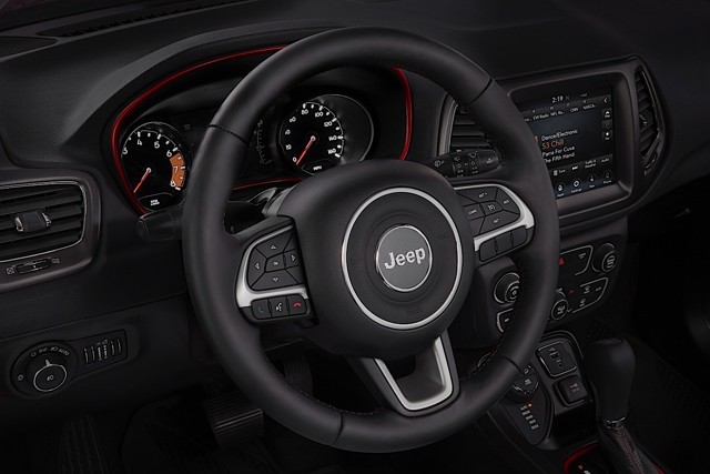 Jeep Compass photo 87