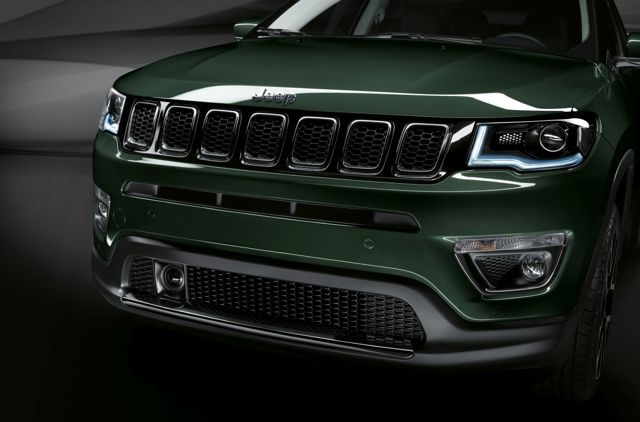 Jeep Compass photo 2