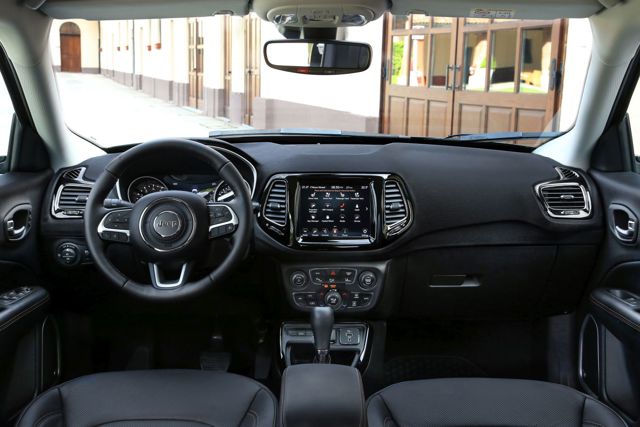 Jeep Compass photo 20