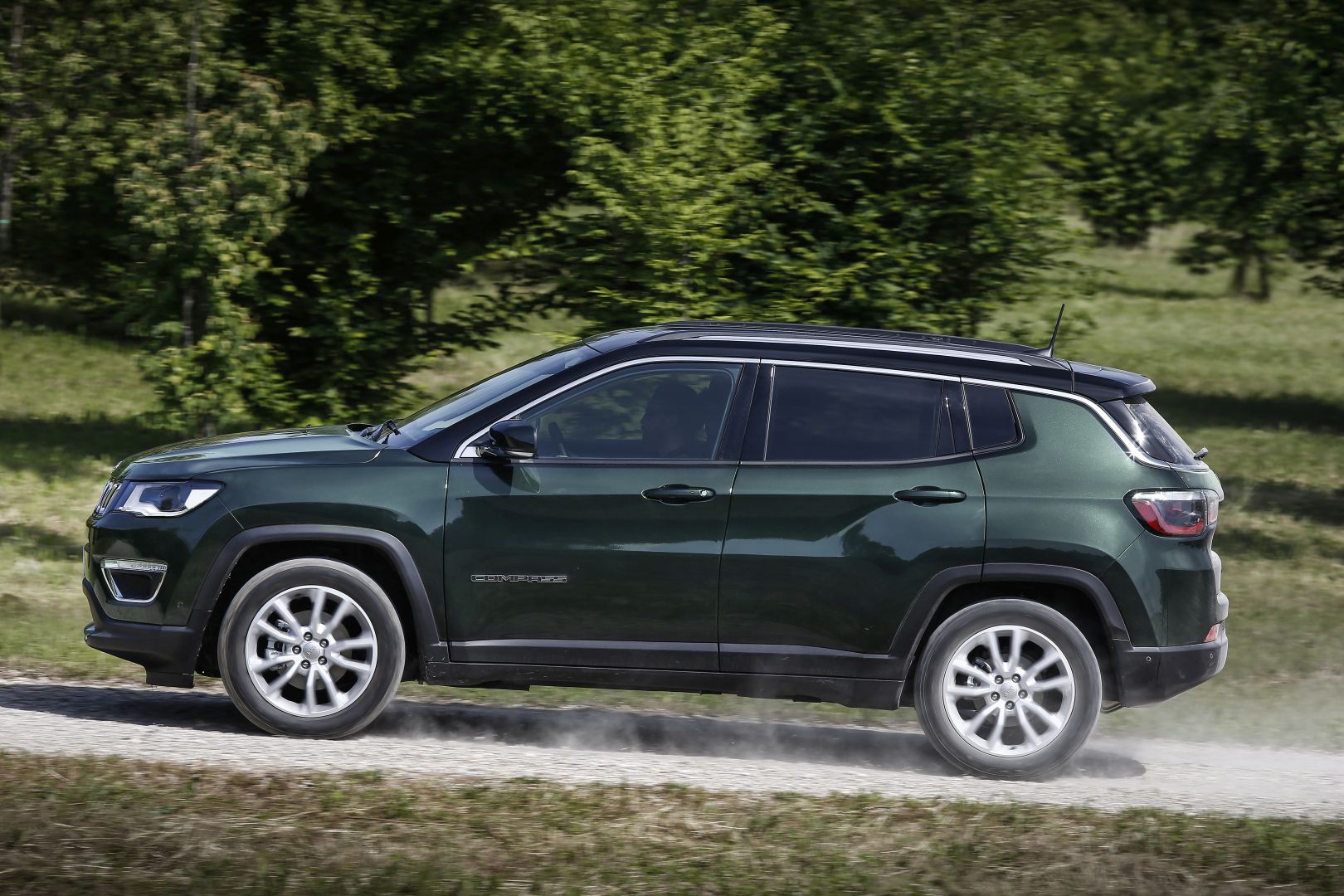 Jeep Compass photo 14
