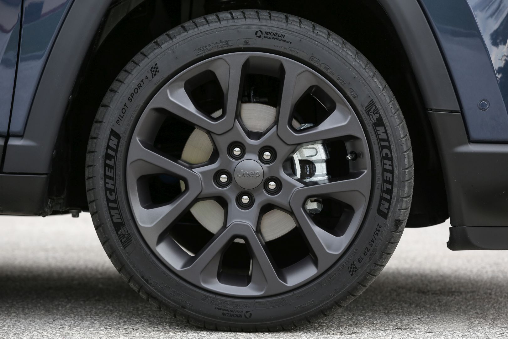 Jeep Compass photo 17