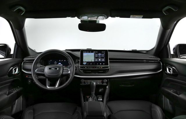Jeep Compass photo 50