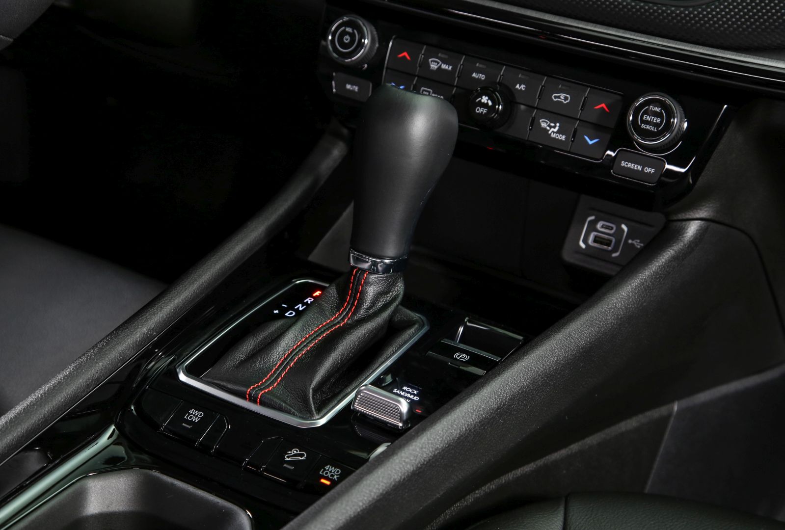 Jeep Compass photo 53