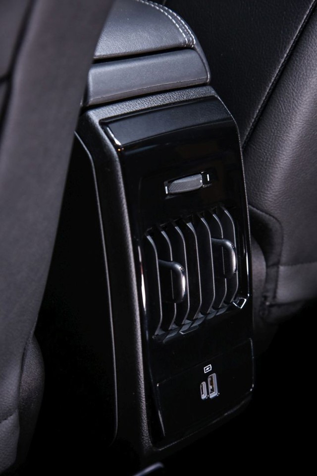 Jeep Compass photo 41