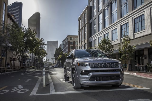 Jeep Compass photo 23
