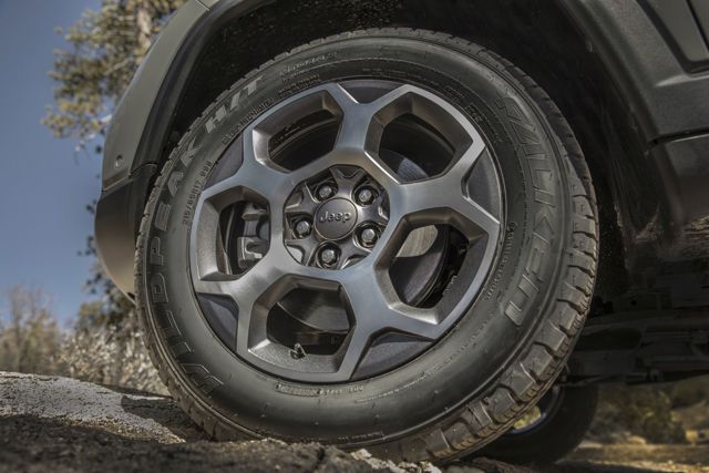 Jeep Compass photo 36