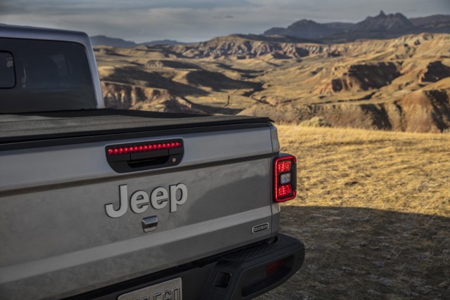 Jeep Gladiator photo 33