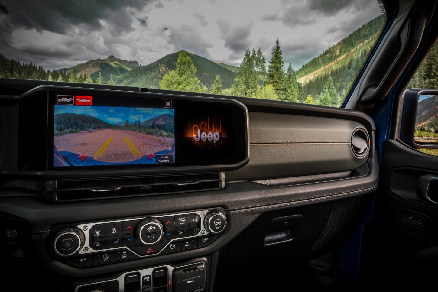 Jeep Gladiator photo 81