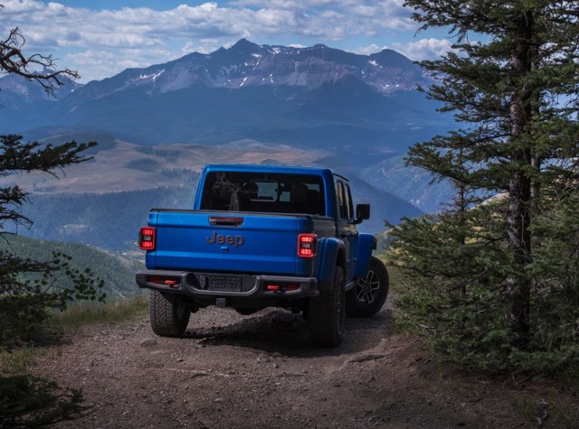 Jeep Gladiator photo 49