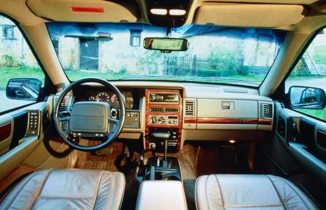 Jeep Grand Cherokee foto 30